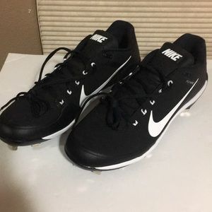 Men’s Nike Flywire Football Cleats Size 14